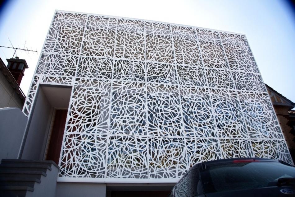 Фасадные панели лазерной резкой и архитектурный декор